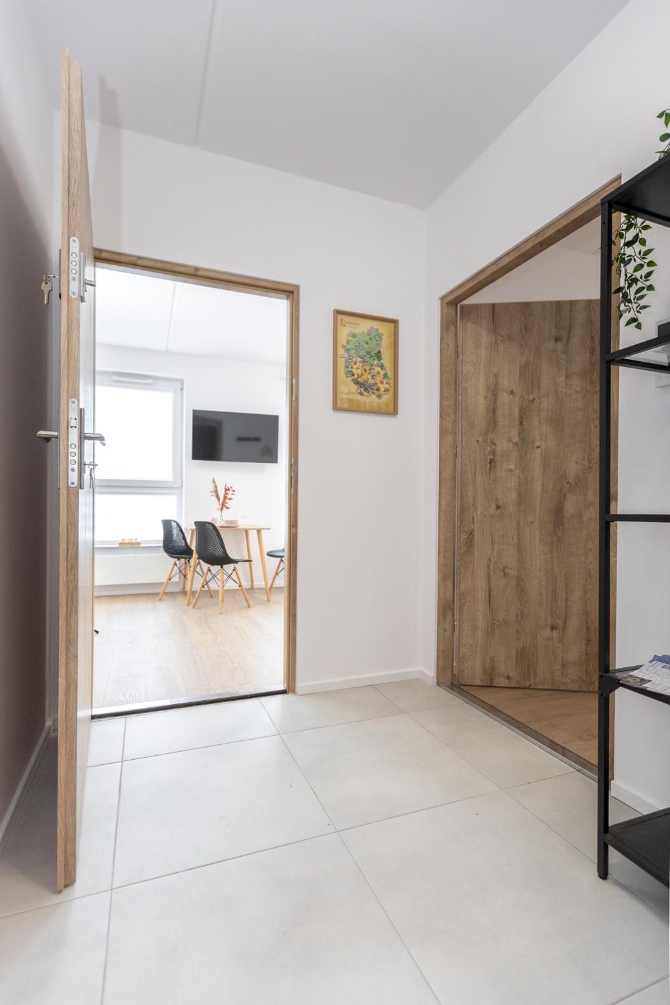 Romeo, D127 Apartment